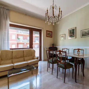 https://apt-pamphili-vaticano-cozy.it-romehotels.com
